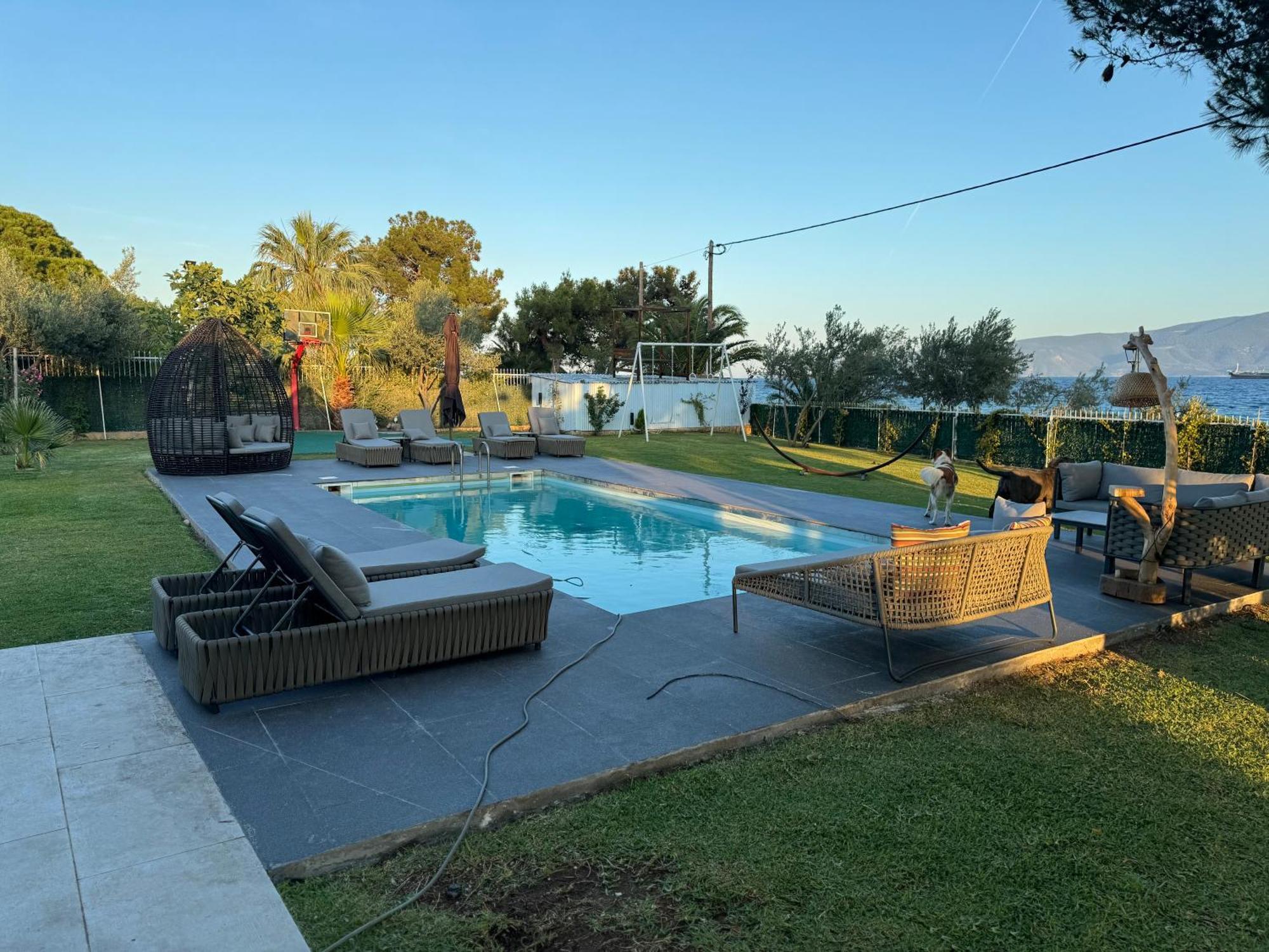 Zoza Luxury Villa Isthmia By The Sea With Private Pool Kalamáki 외부 사진